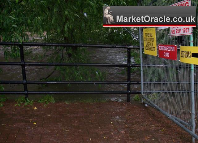 Sheffiled Flooding 2007 -The river is very high, now reaching the walkway path which implies that it is likely to overspill