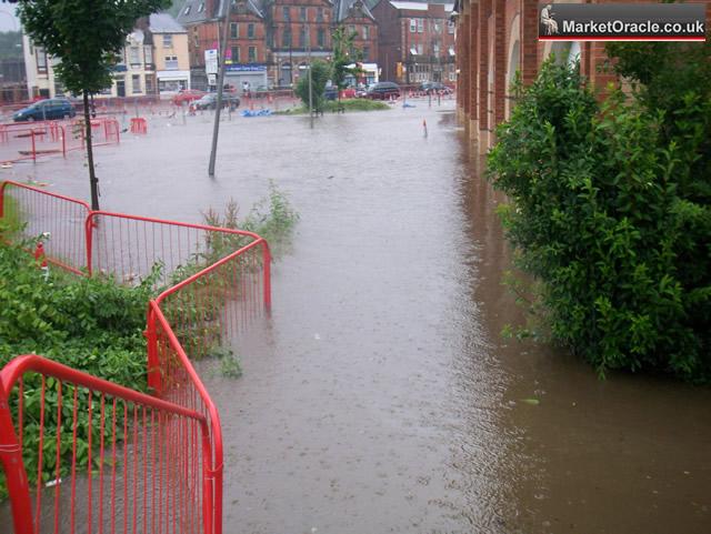 Sheffiled Flooding 2007 -The front of the building is already flooded, as the drainage system completely fails.